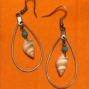 Shell earrings